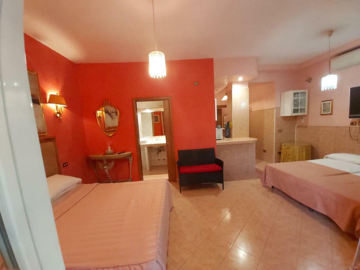 Suites Oliveri Viale Marconi Rom Exterior foto